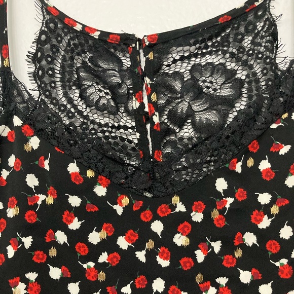 SHEIN Dainty Floral Top With Mesh Accent Sz Large - Picture 2 of 7